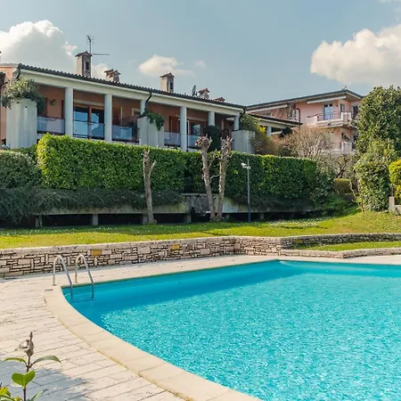 Il Roseto - Italian Homing Appartamento Desenzano del Garda